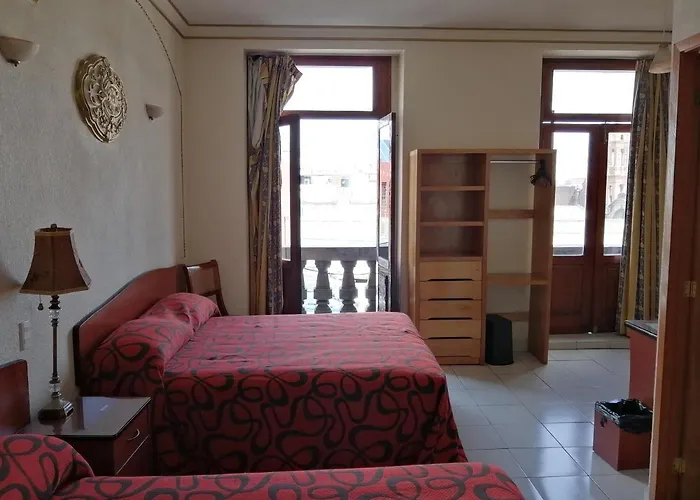 Casa De La Luna 3*