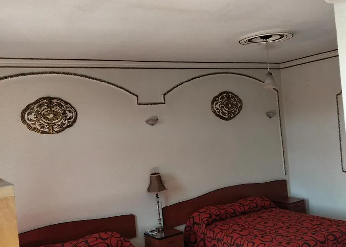 Casa De La Luna Hotel