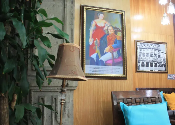 Casa De La Luna Hotel 3*